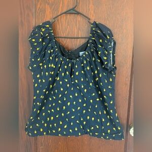 Magnolia Place Lemon Print Milkmaid top